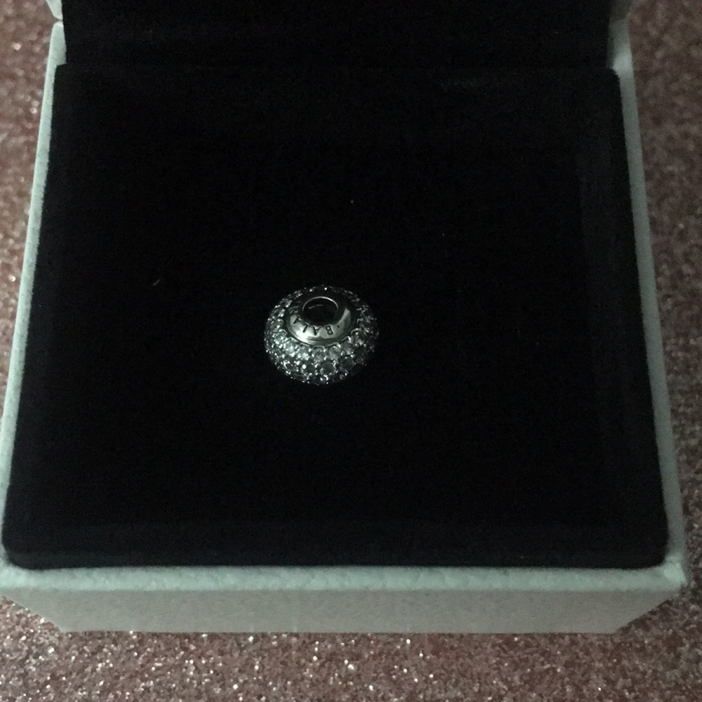 Pandora Essence Charm